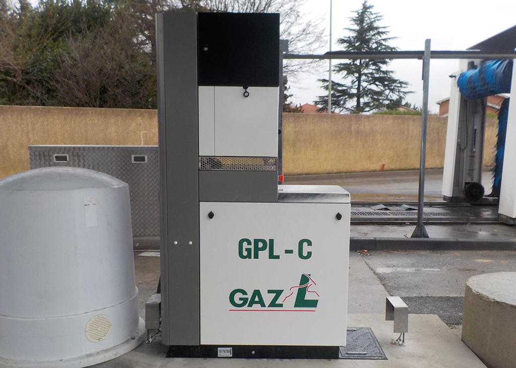 Station de distribution publique : Distributeur GPLc avec détection de gaz 24h sur 24h